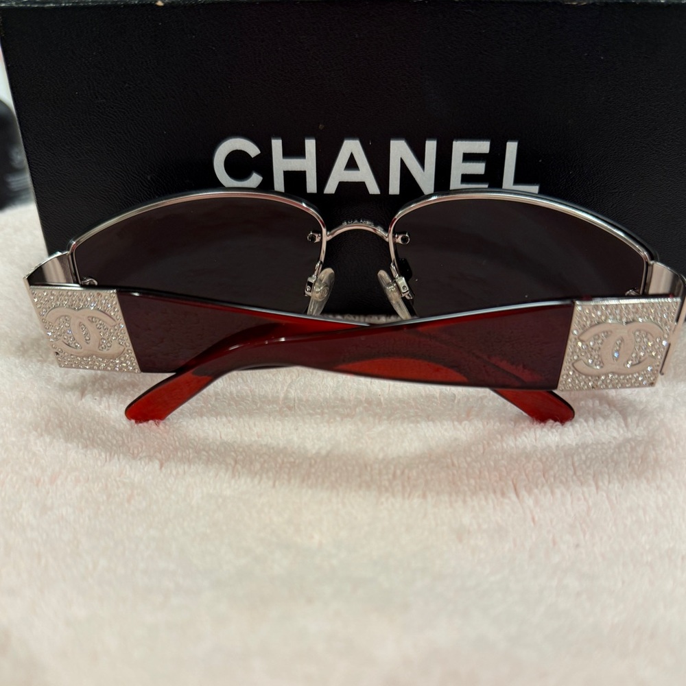 Chanel rhinestone red glasses all stones intact